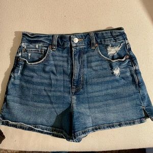 American Eagle Outfitters Curvy Mom Short